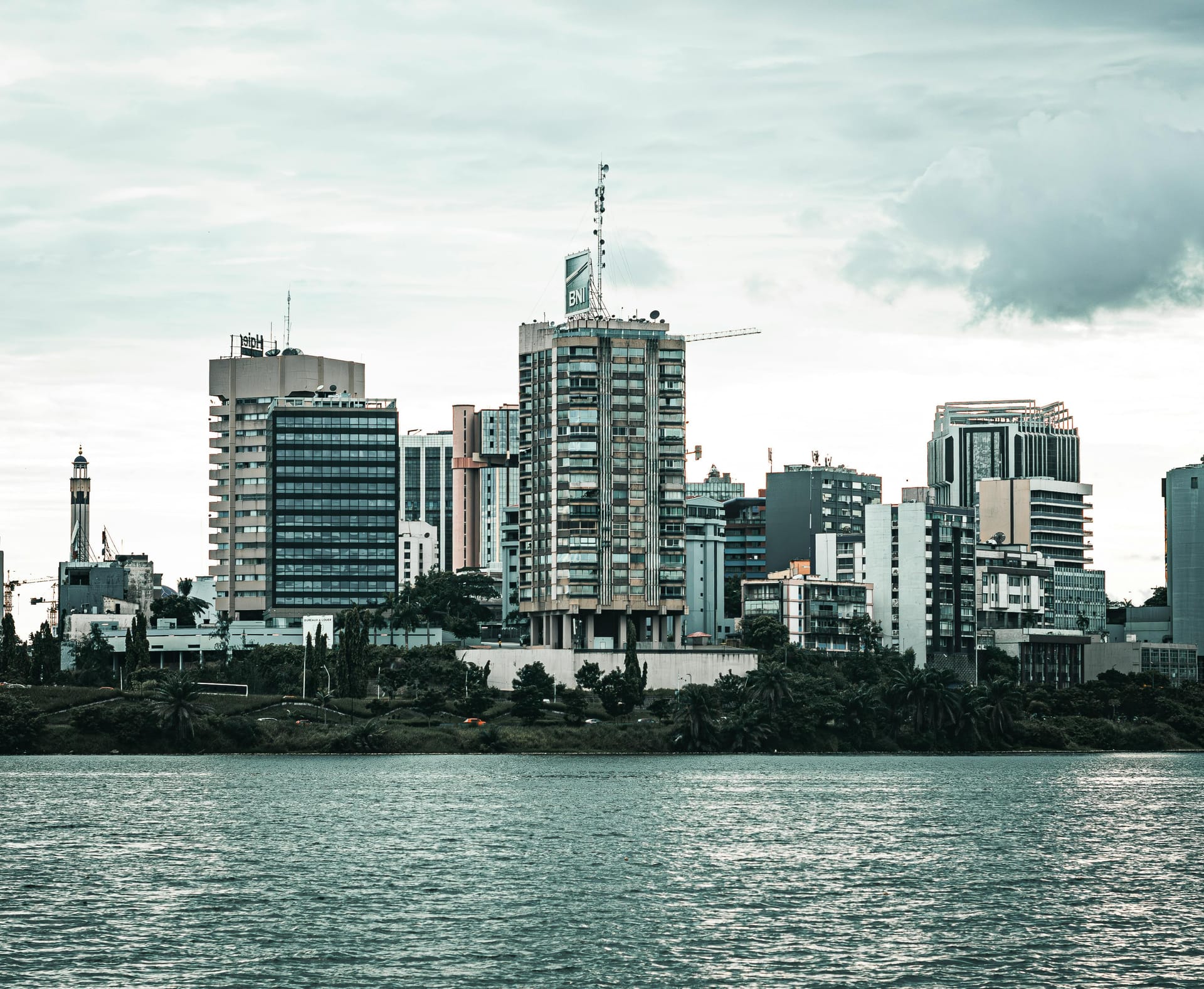 Abidjan — local identity