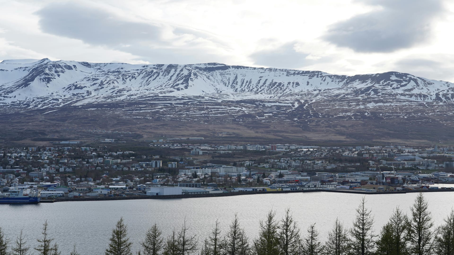 Akureyri — local identity