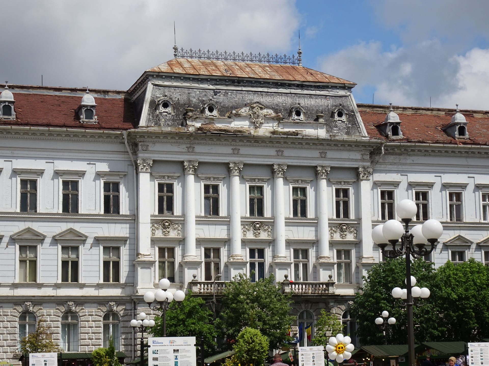 Arad — local identity