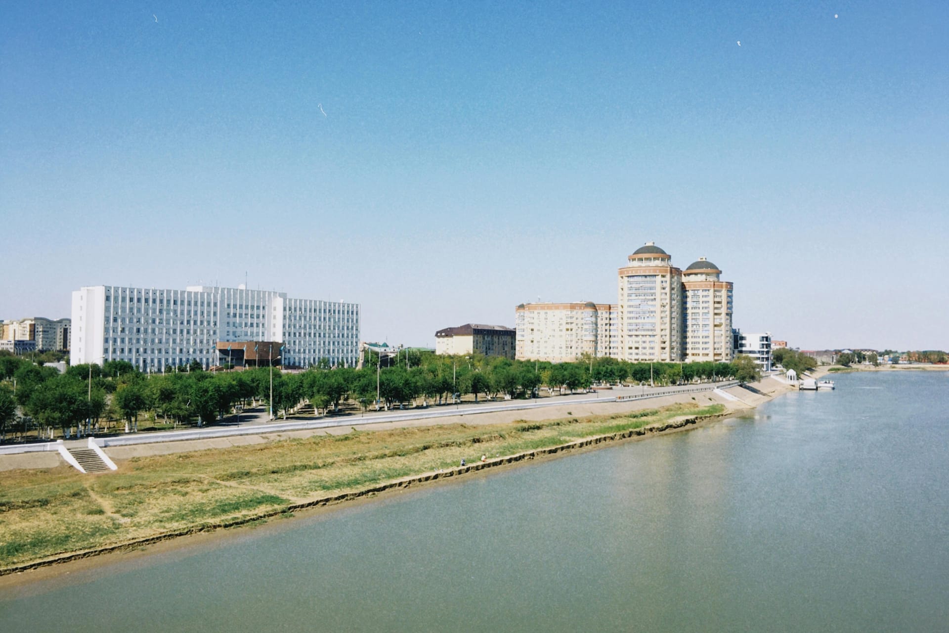 Atyrau — local identity
