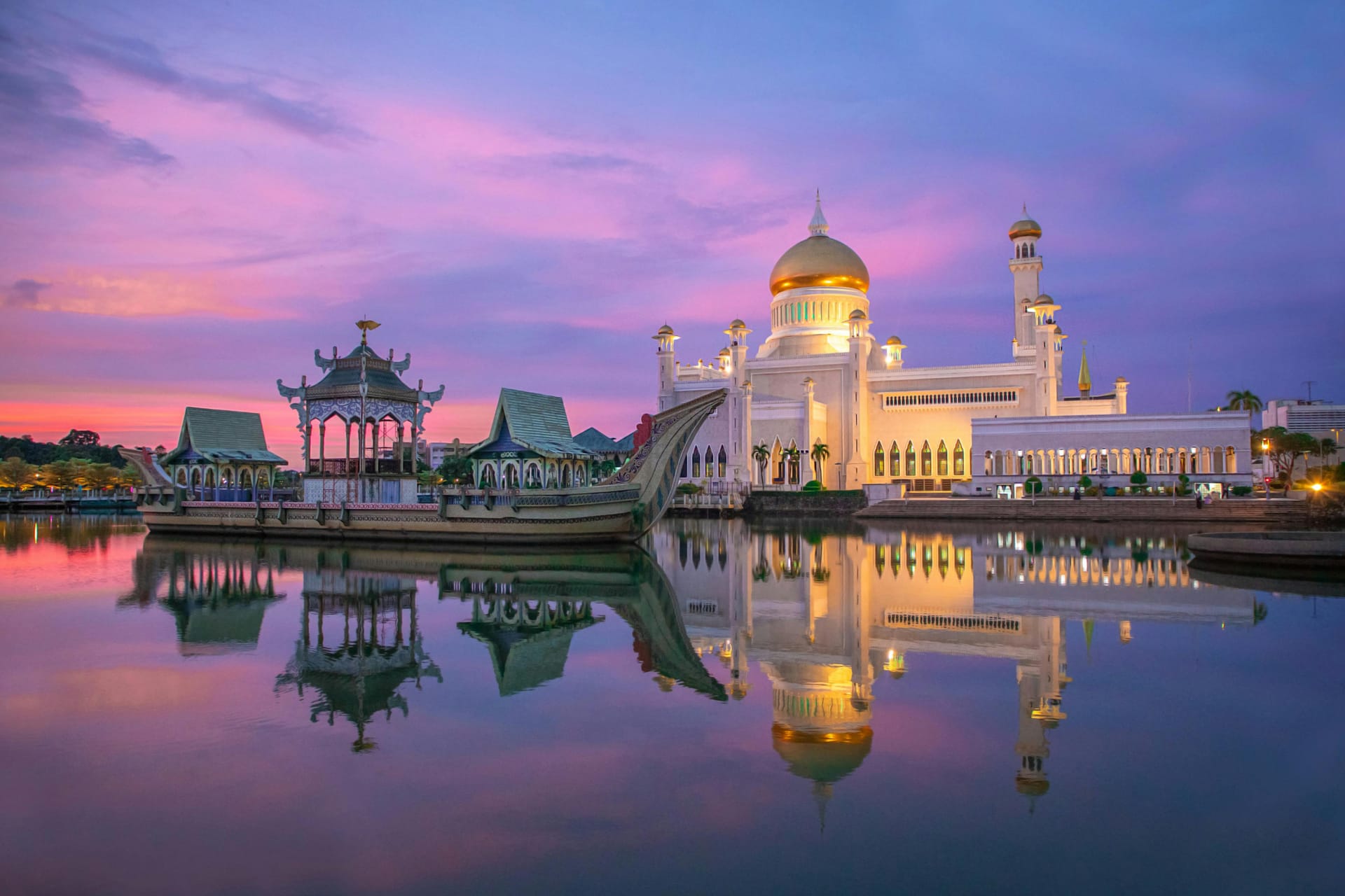 Bandar Seri Begawan — local identity