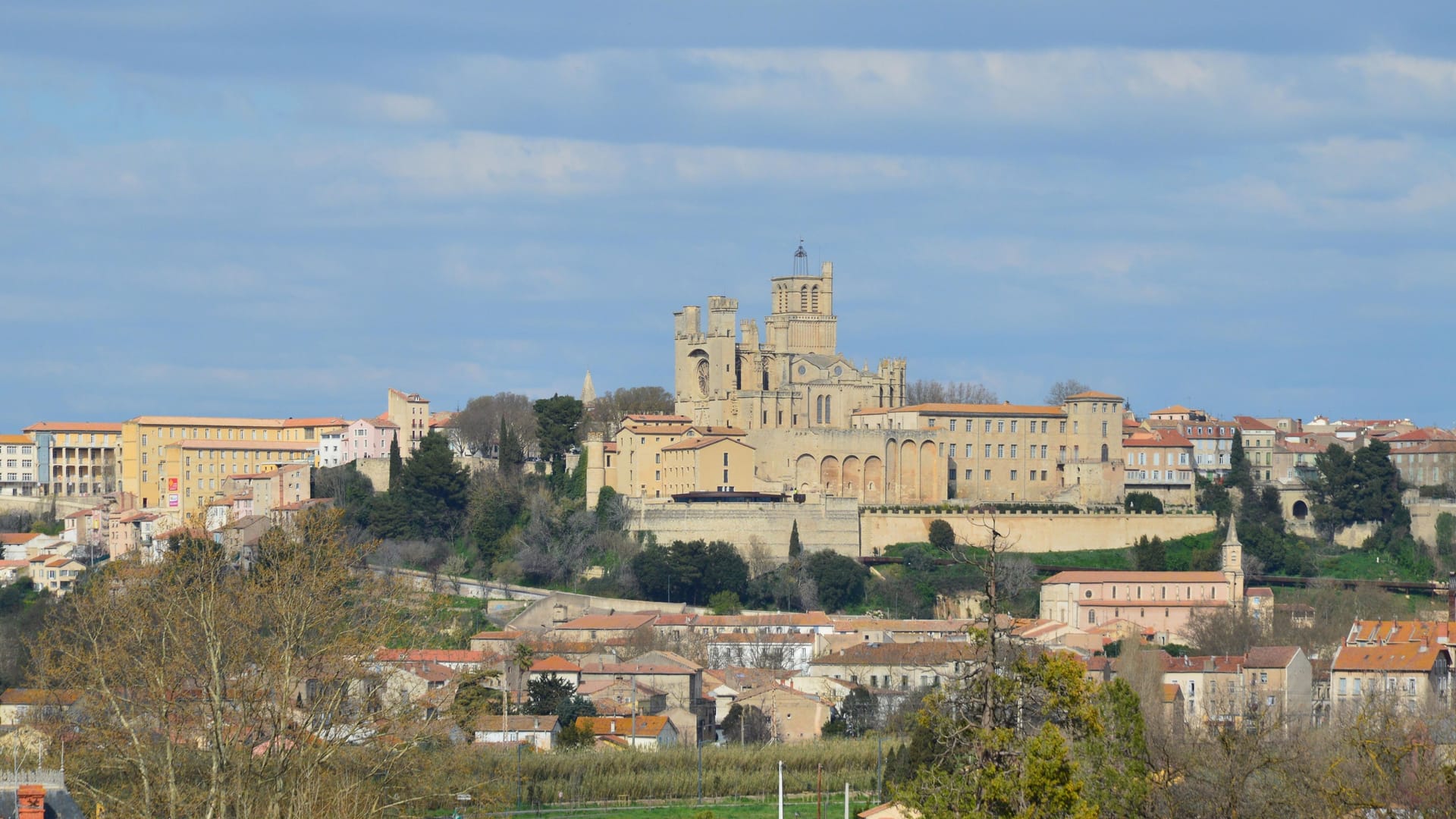 Béziers — local identity