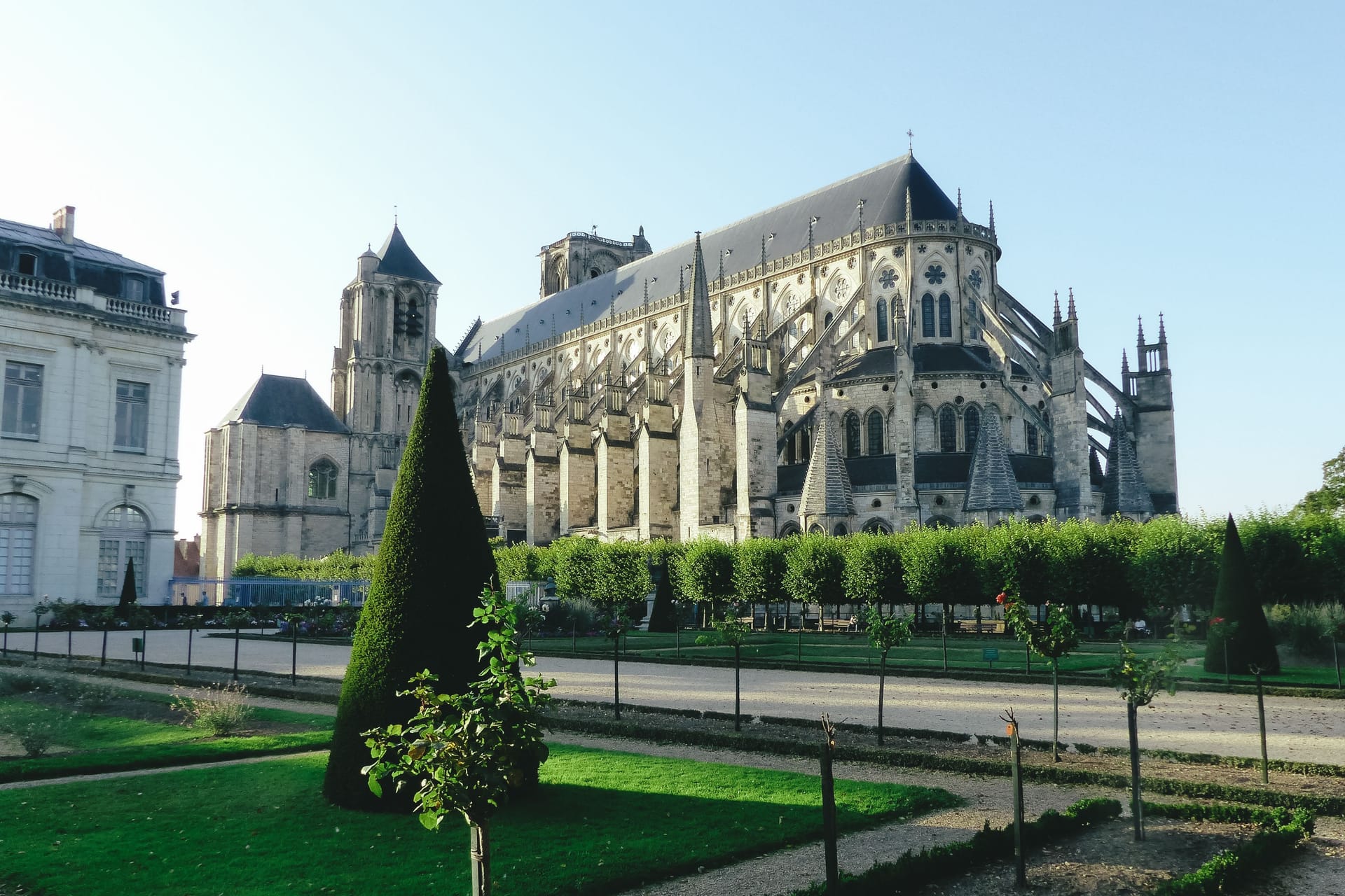 Bourges — local identity