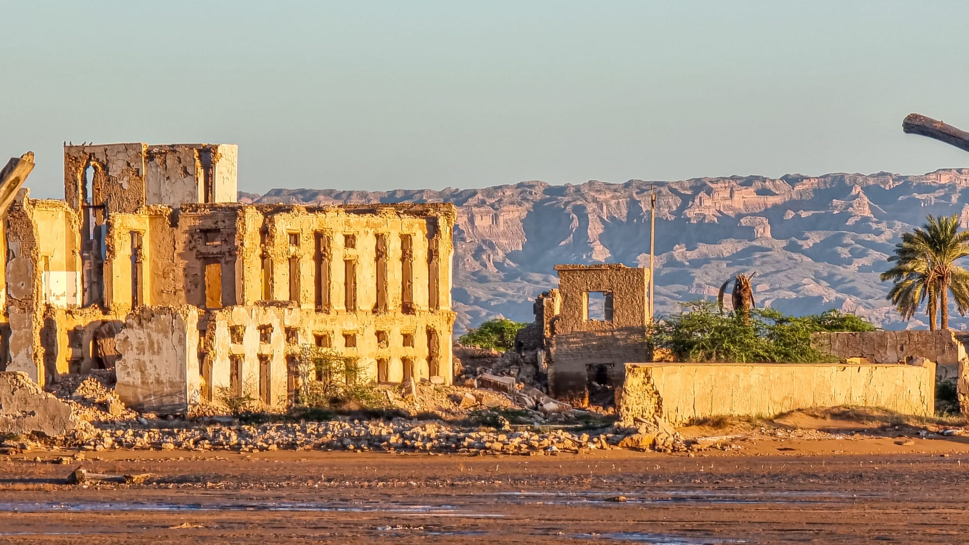 Bushehr — local identity