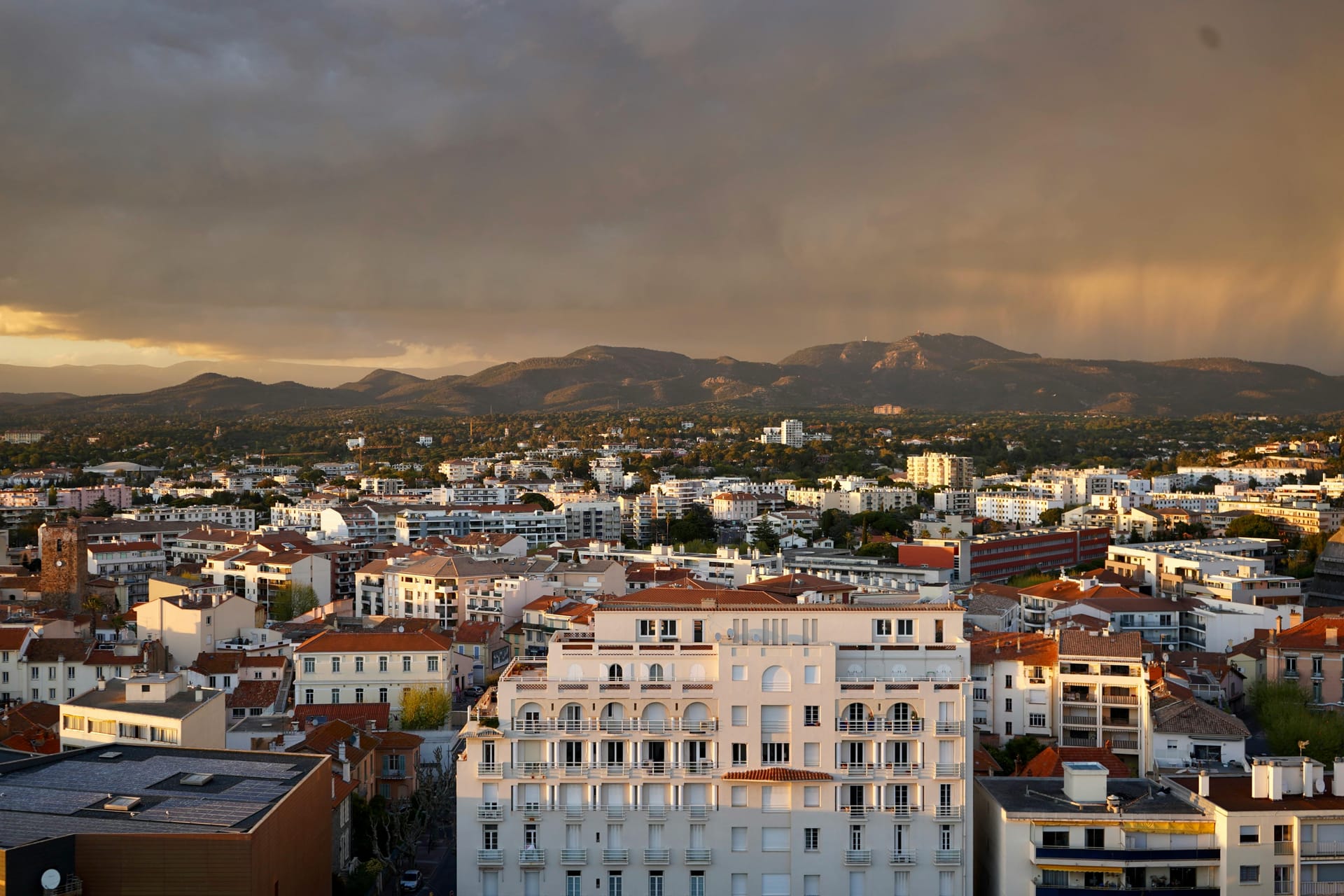 Cannes — local identity