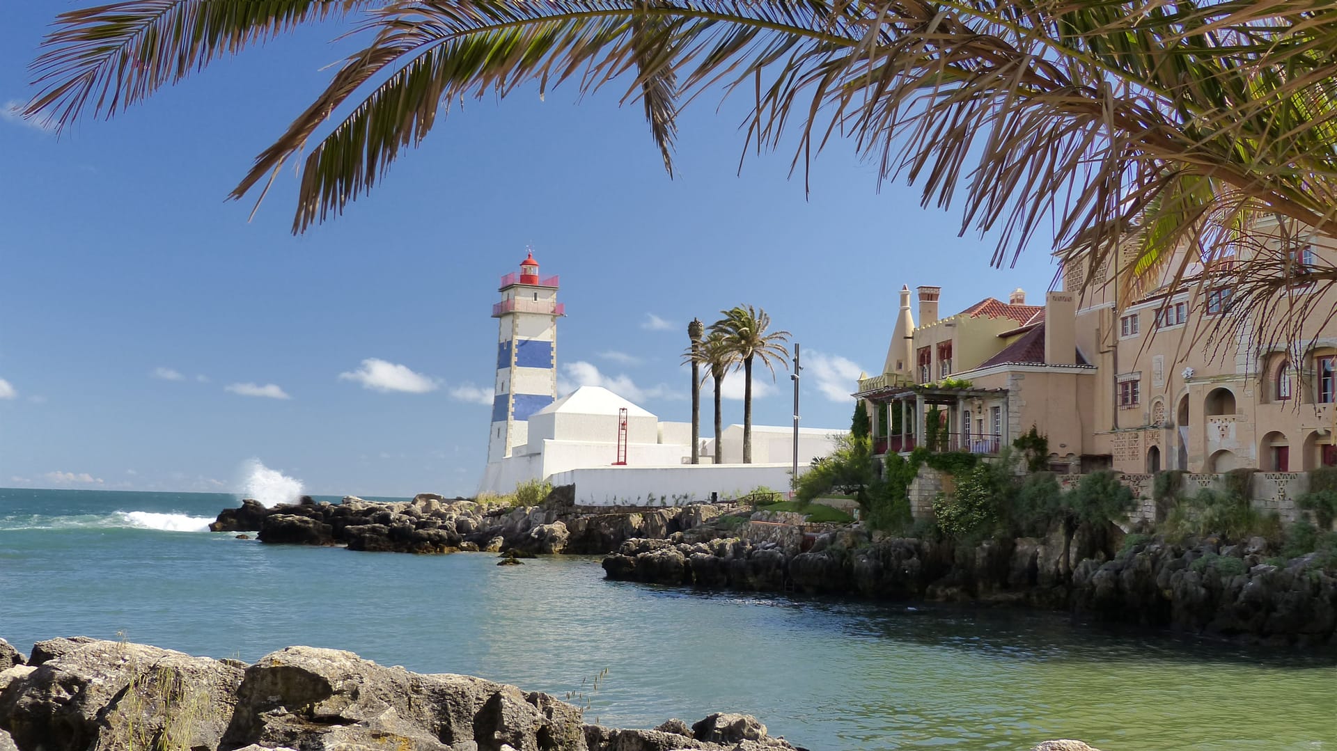 Cascais — local identity
