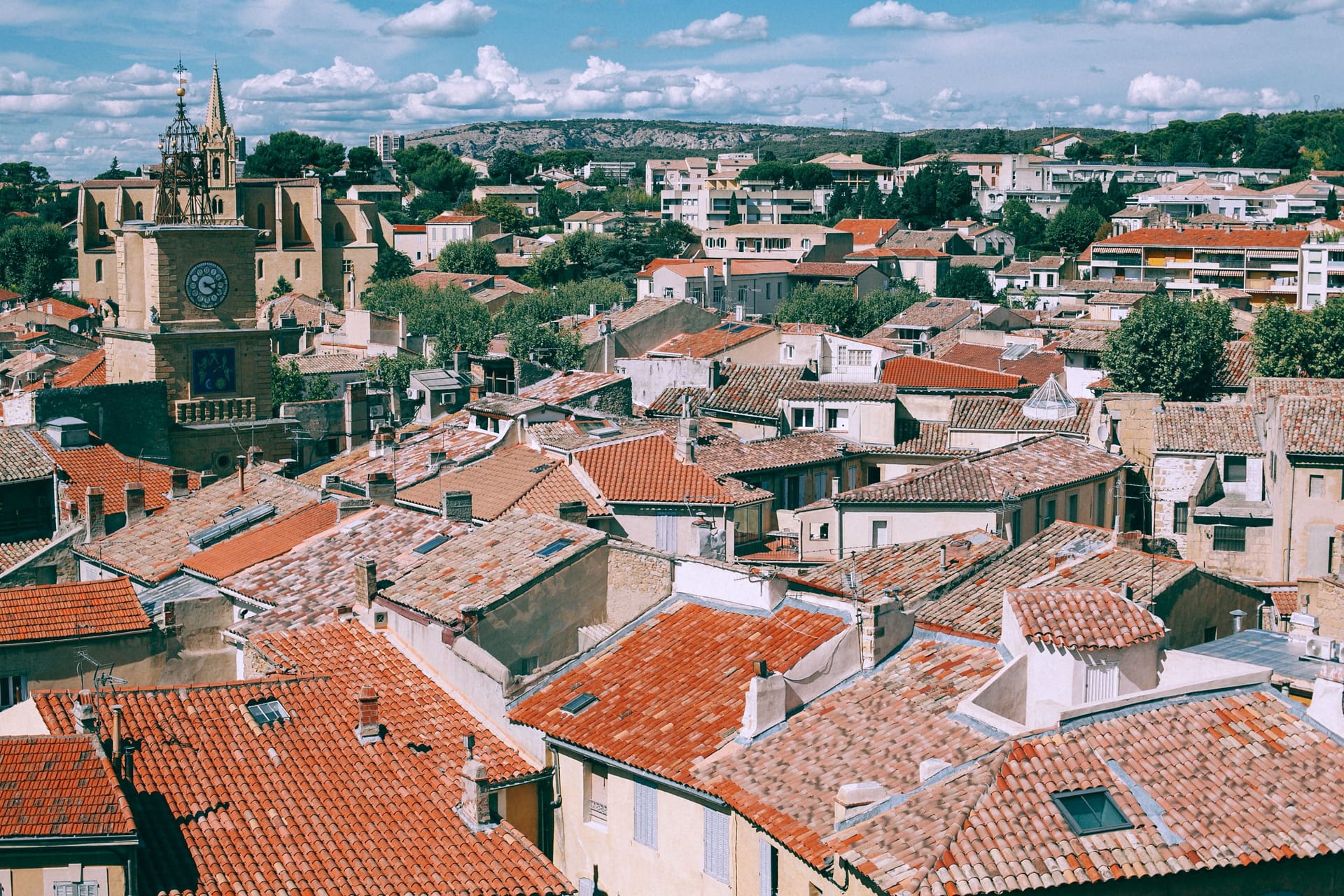 Chalons en Champagne — local identity
