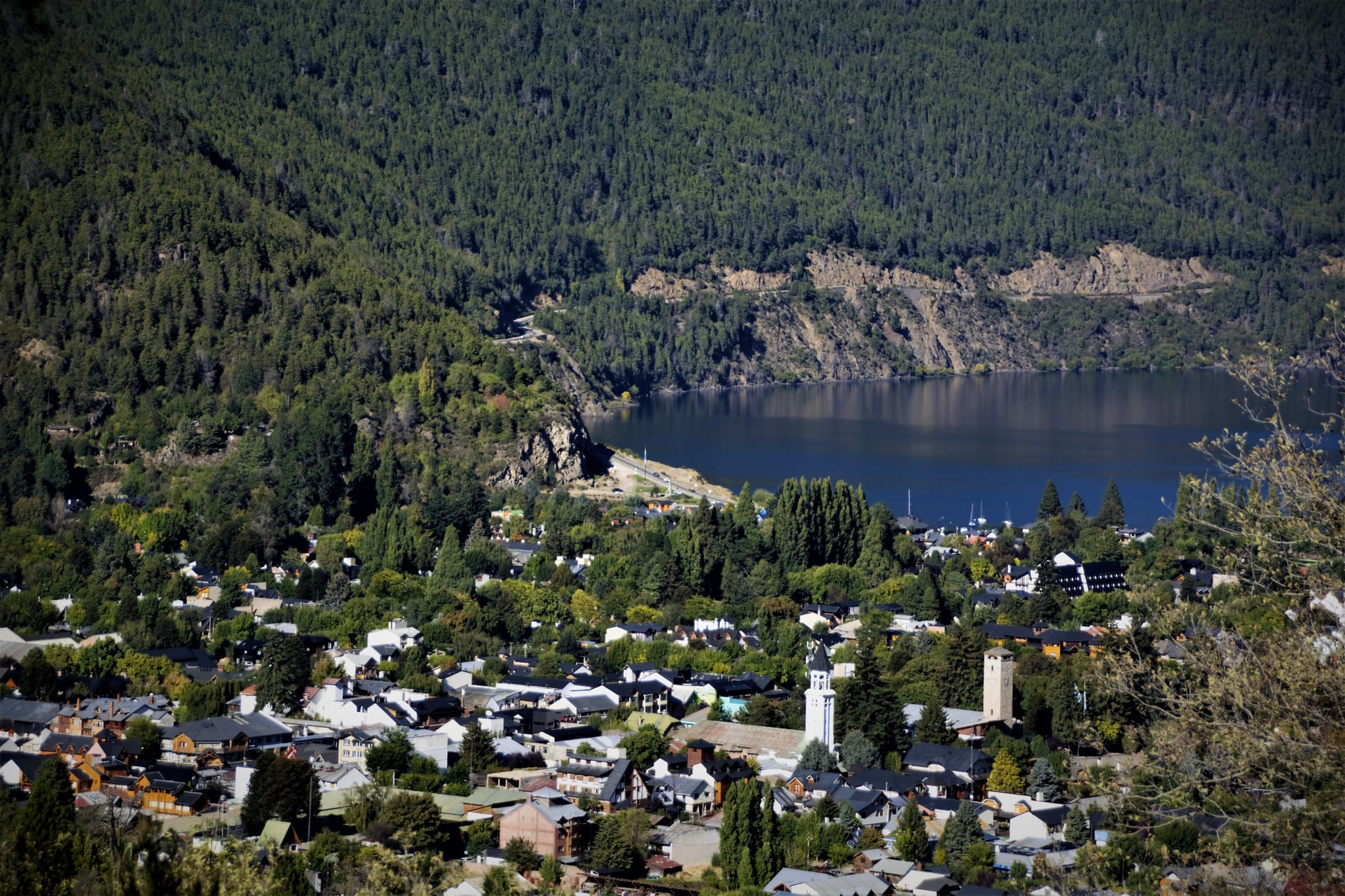 Chapelco/San Martin de los Andes — local identity
