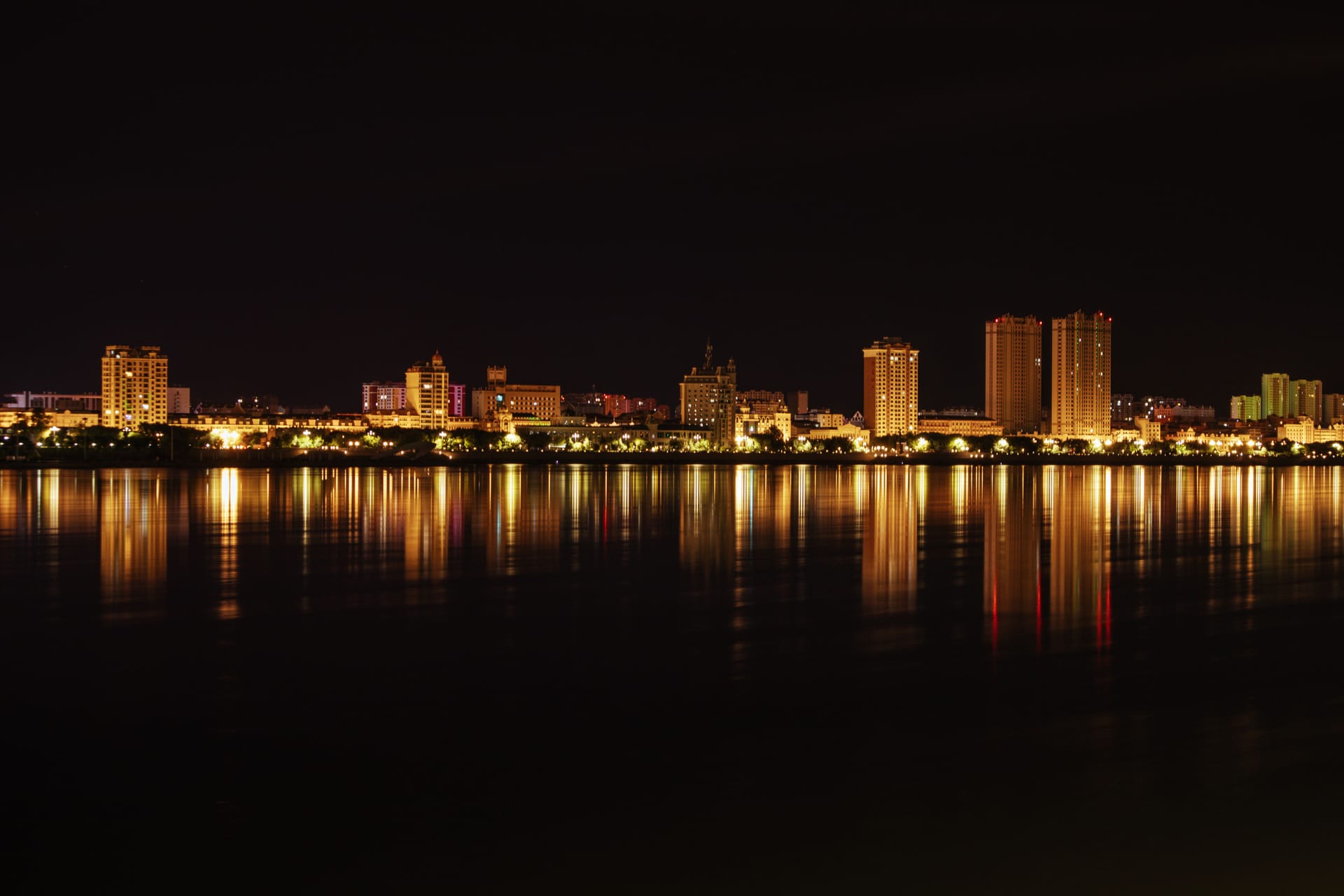 Darwin — local identity