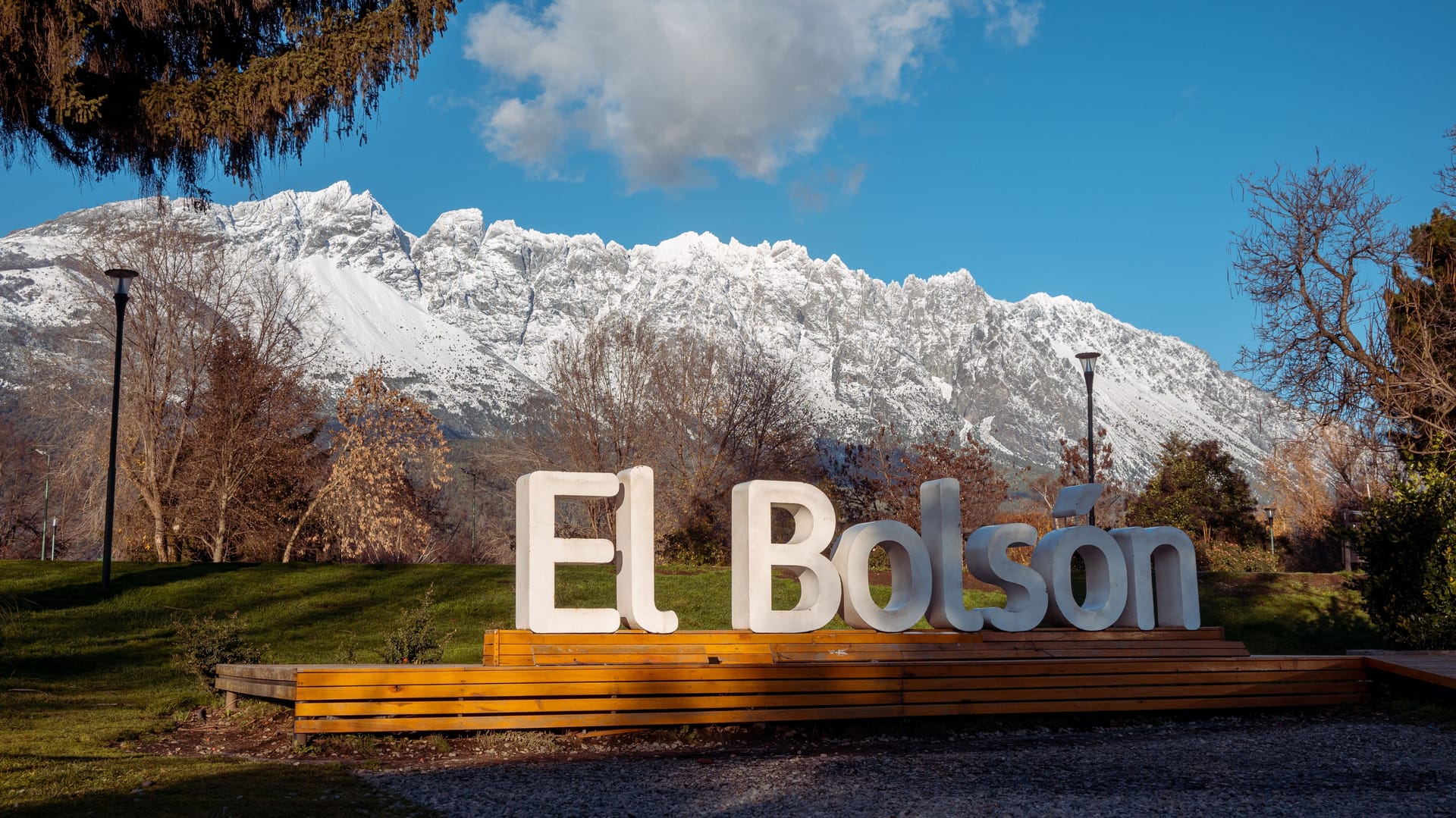 El Bolsón — local identity