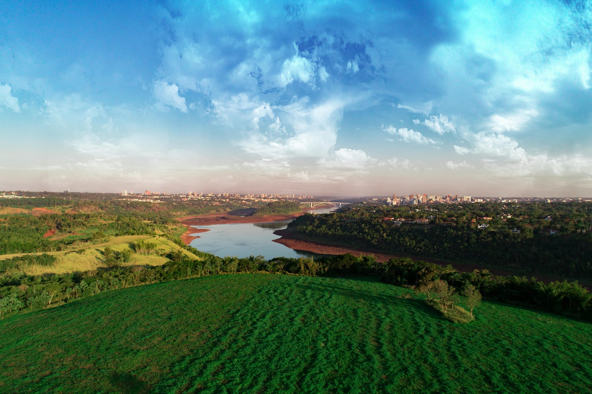 Foz do Iguaçu — local identity