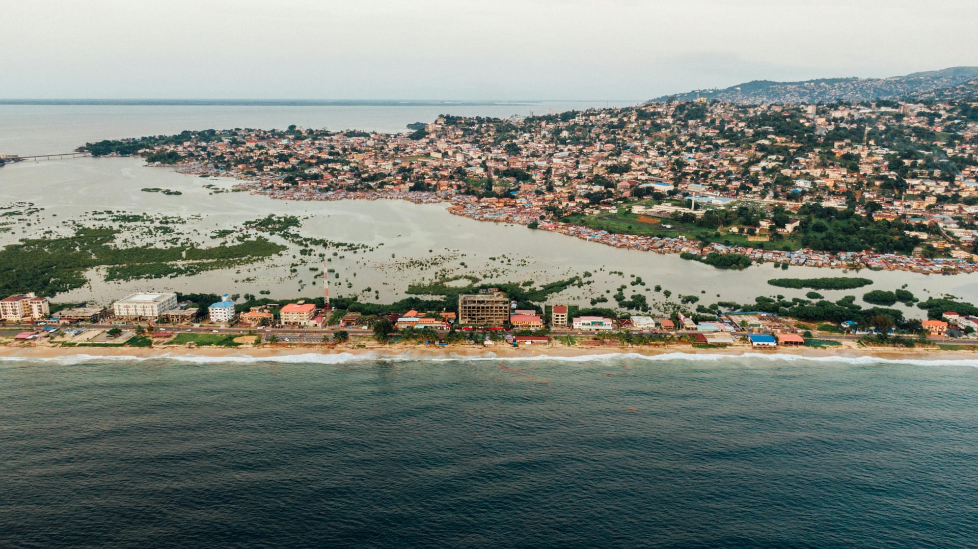 Freetown (Lungi-Town) — local identity