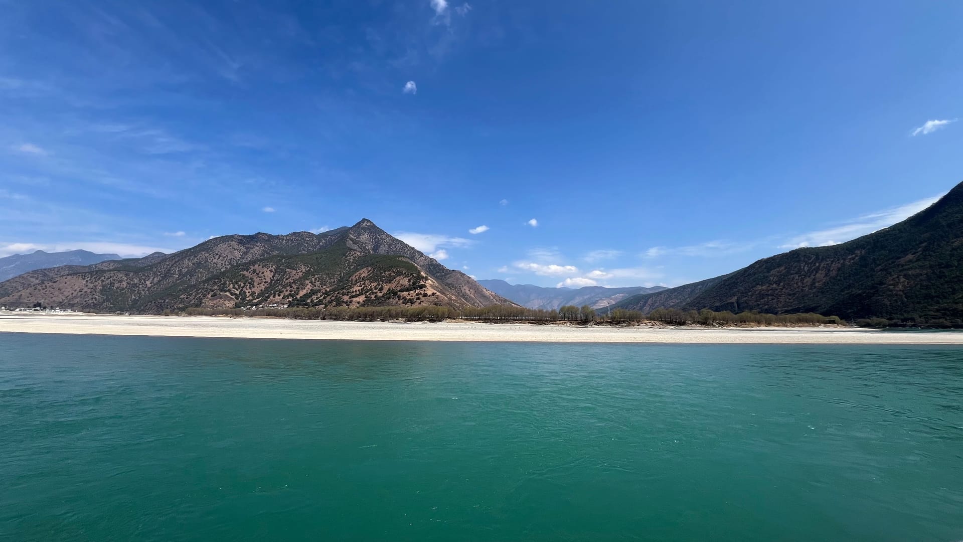 Haidong (Huzhu Tu Autonomous County) — local identity