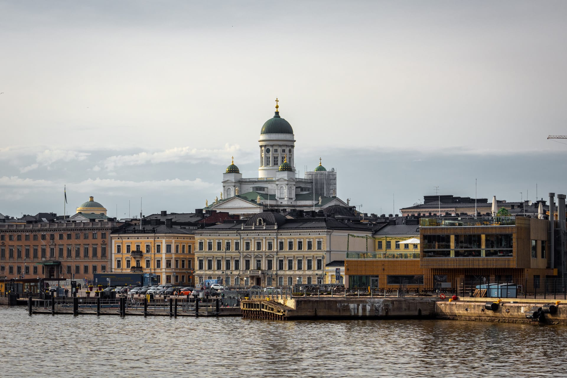 Helsinki (Vantaa) — local identity