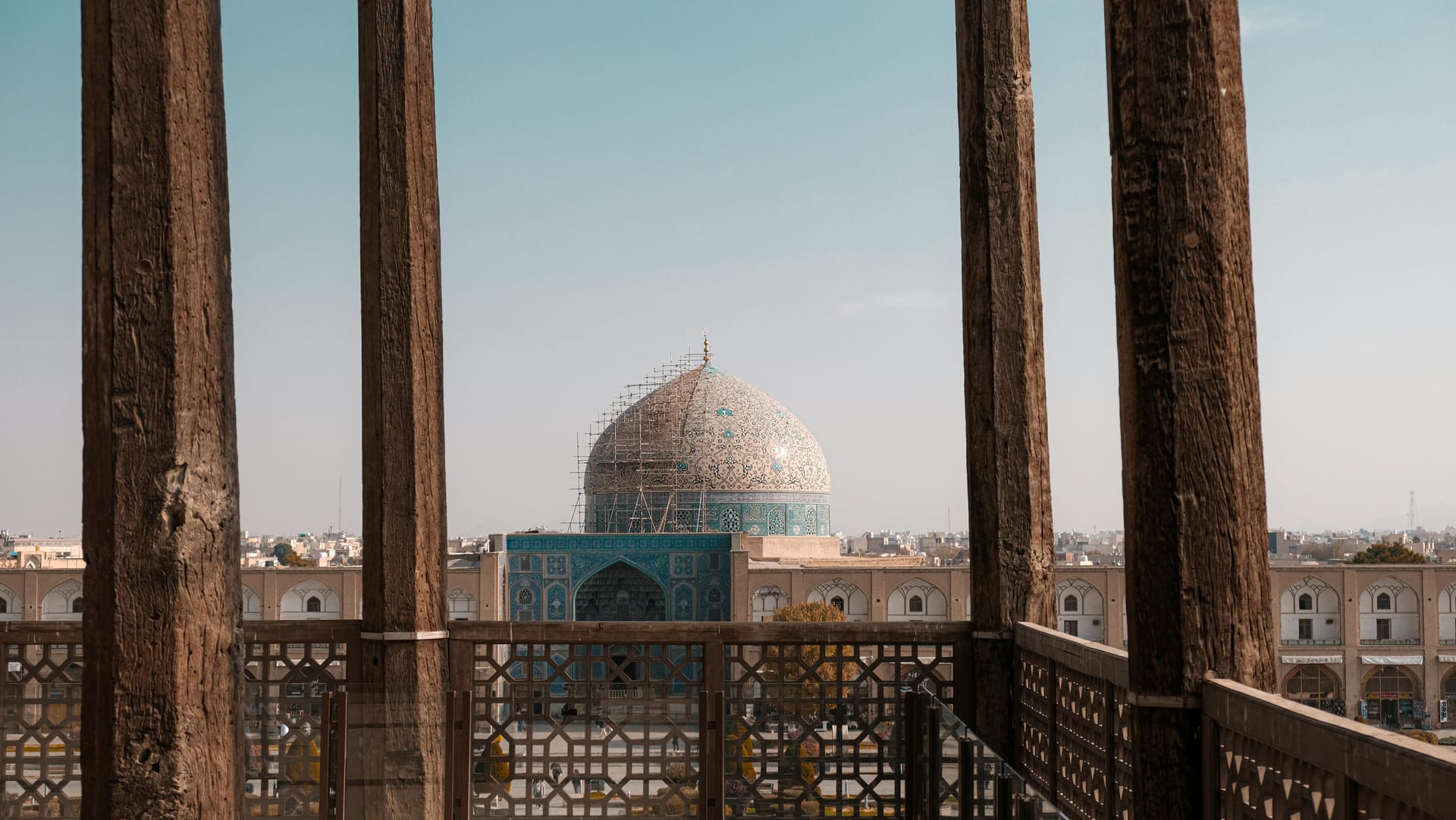 Isfahan — local identity