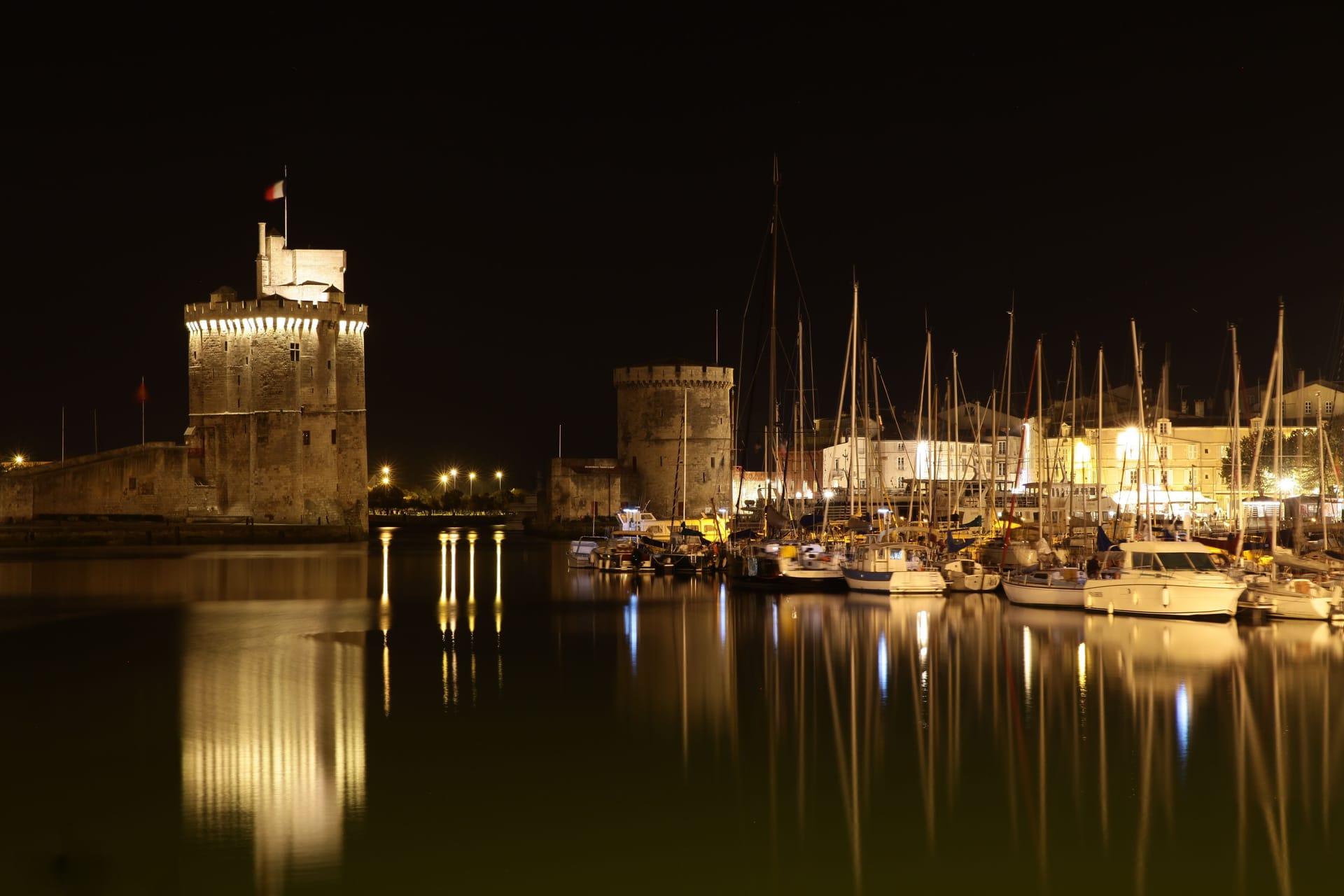 La Rochelle — local identity