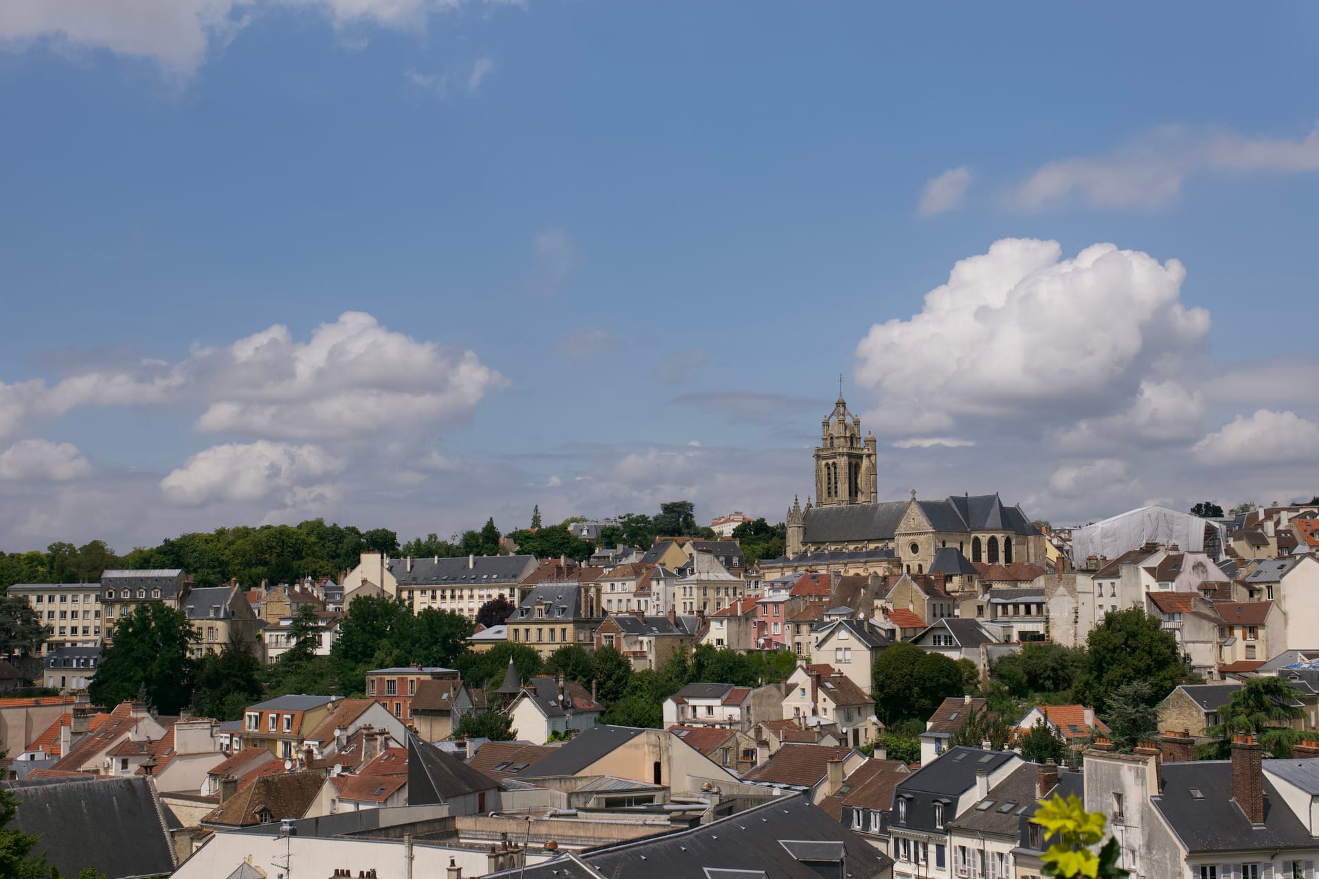 Laval, Mayenne — local identity