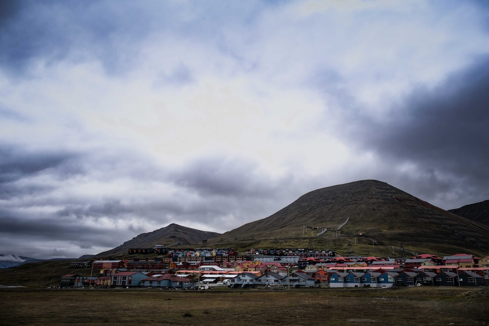 Longyearbyen — local identity