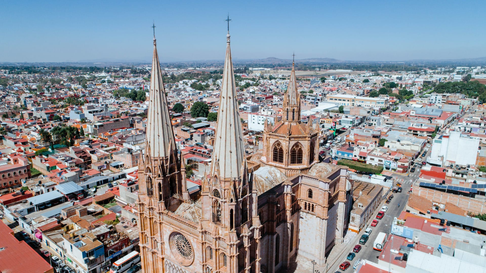 Los Mochis — local identity