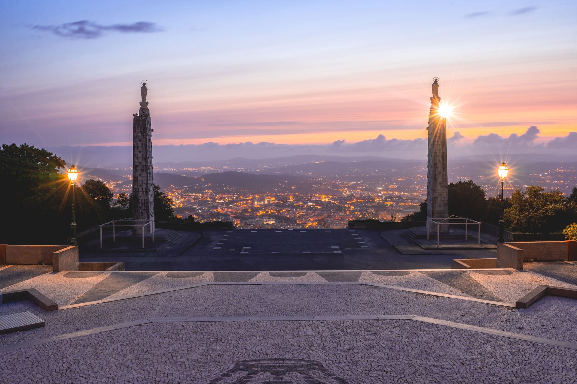 Montes Claros — local identity