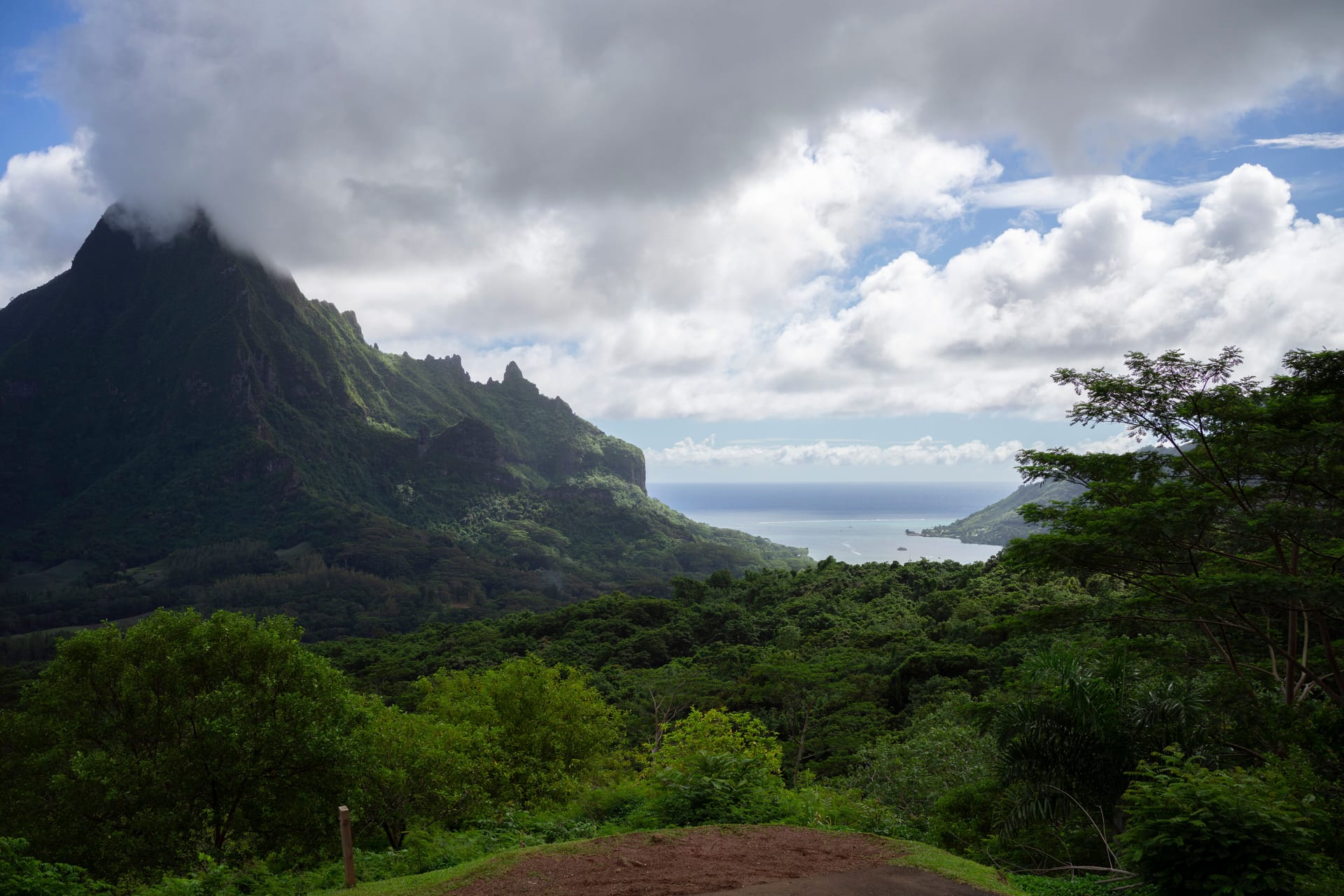 Moorea-Maiao — local identity