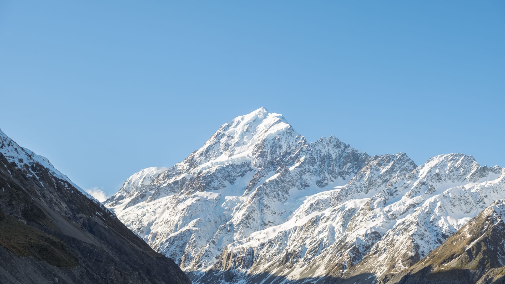 Mount Cook — local identity