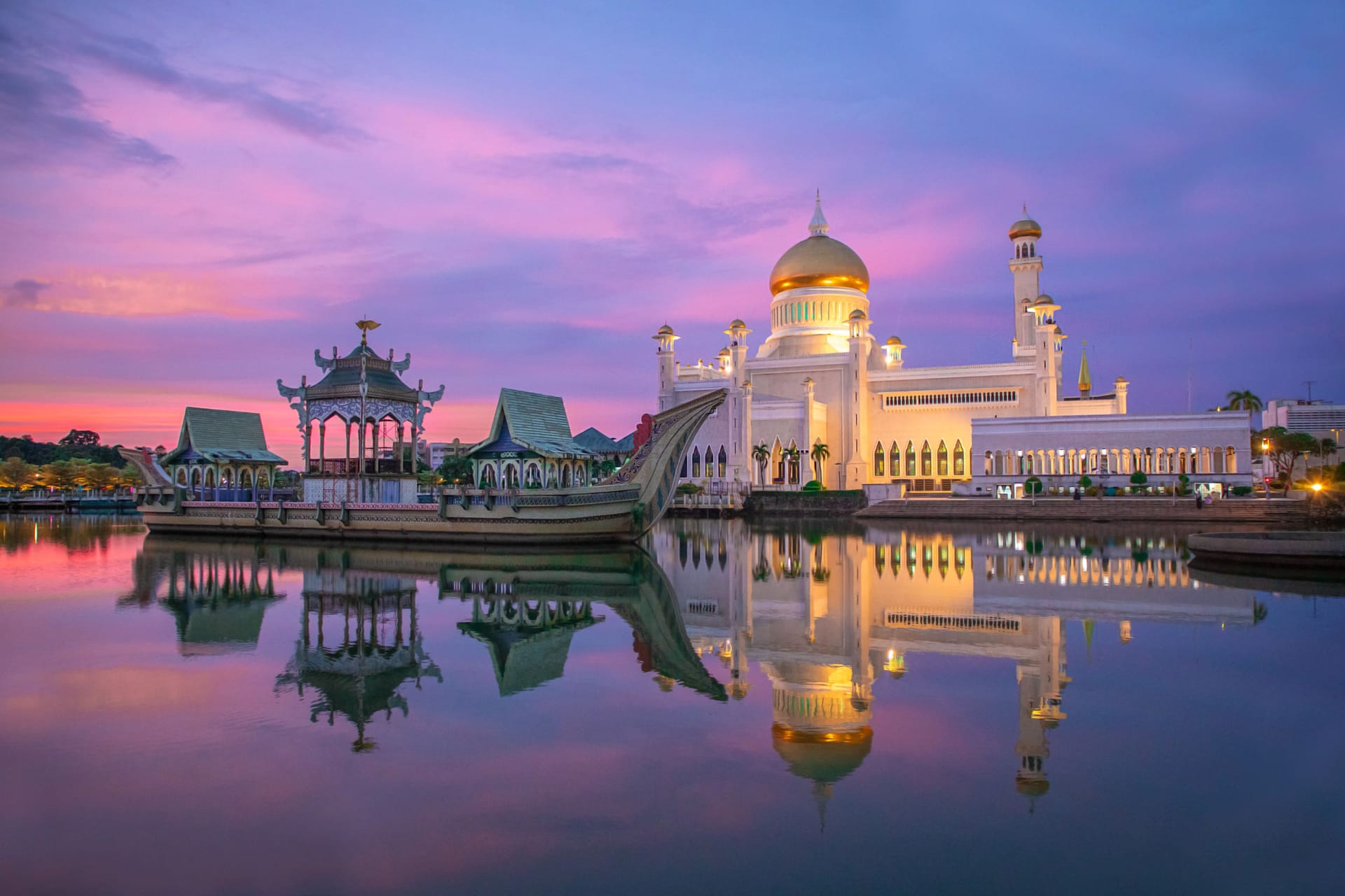 Muara Bungo — local identity