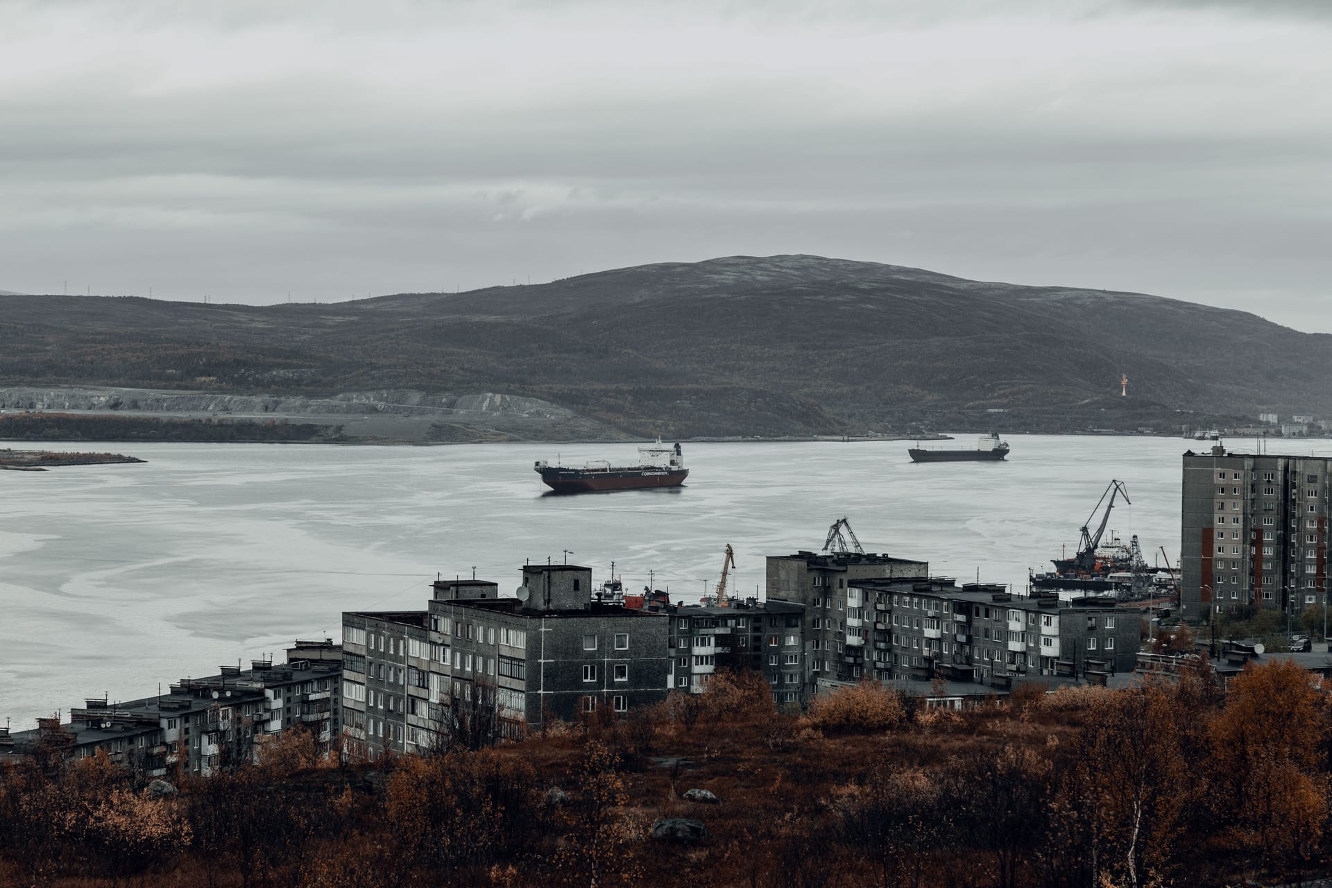 Murmansk — local identity