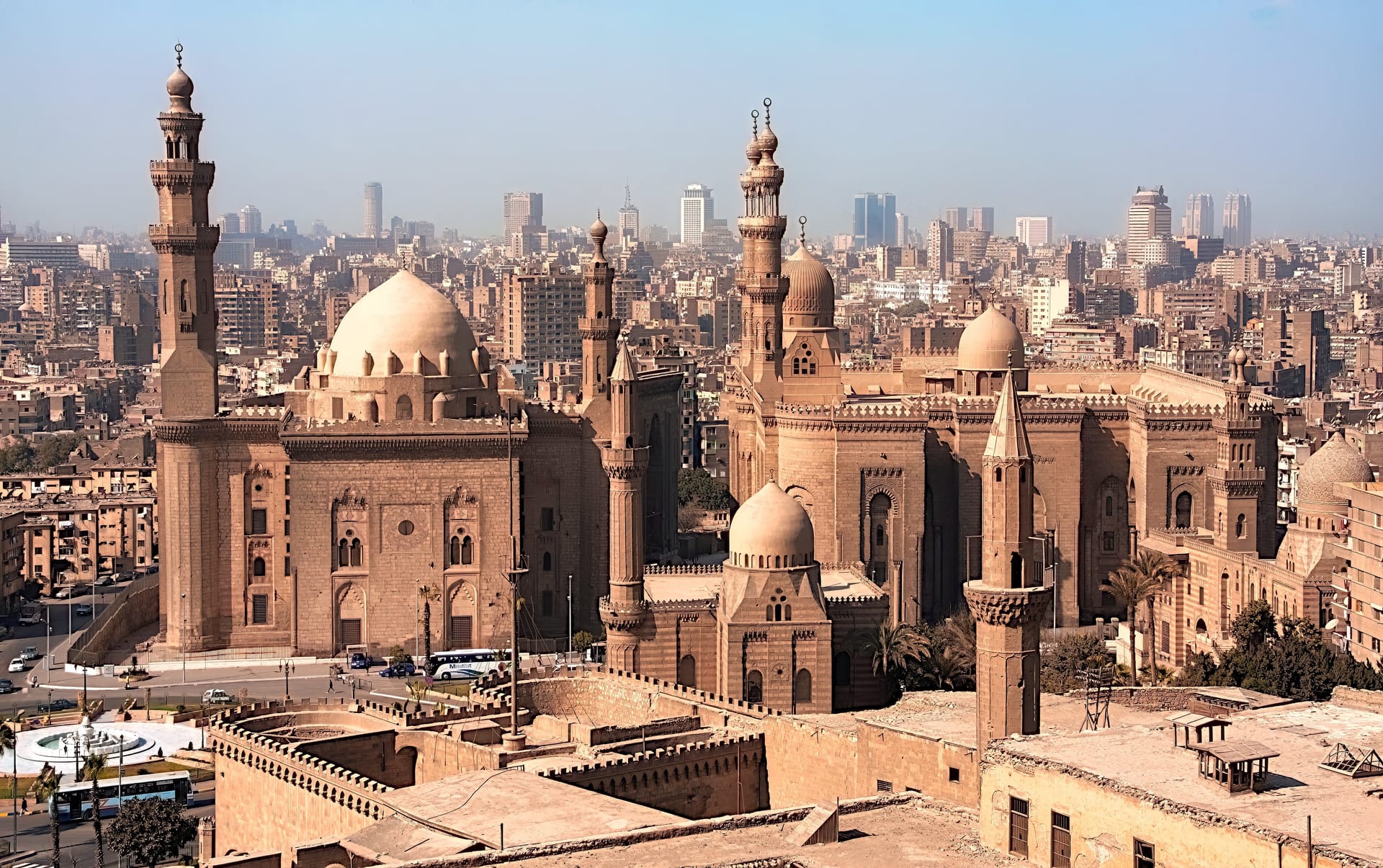 New Cairo — local identity