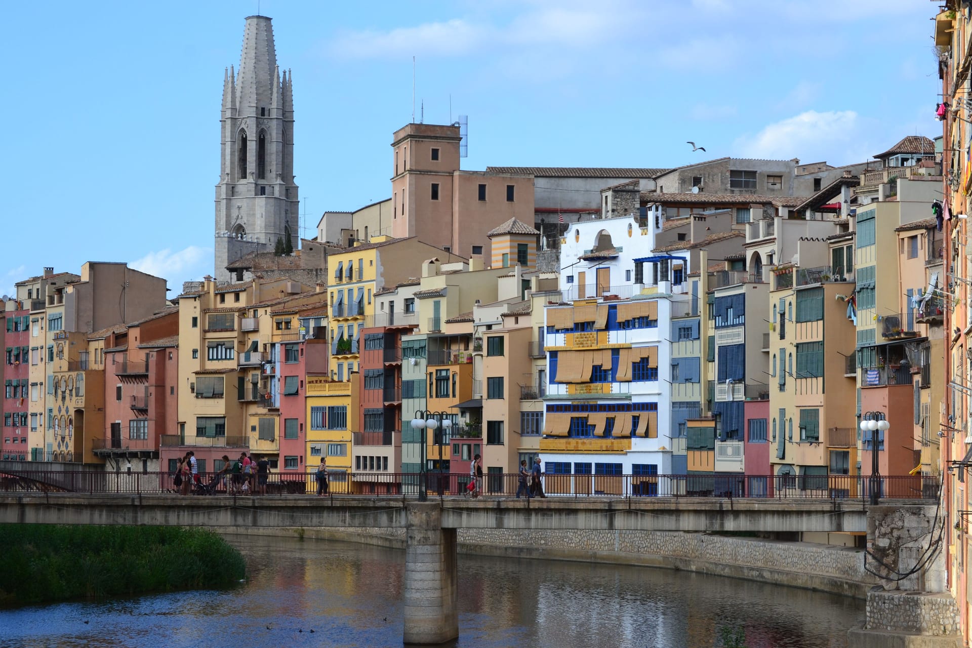 Nueva Gerona — local identity