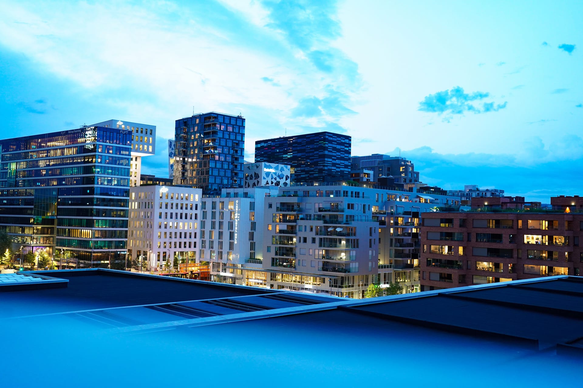 Oslo (Gardermoen) — local identity