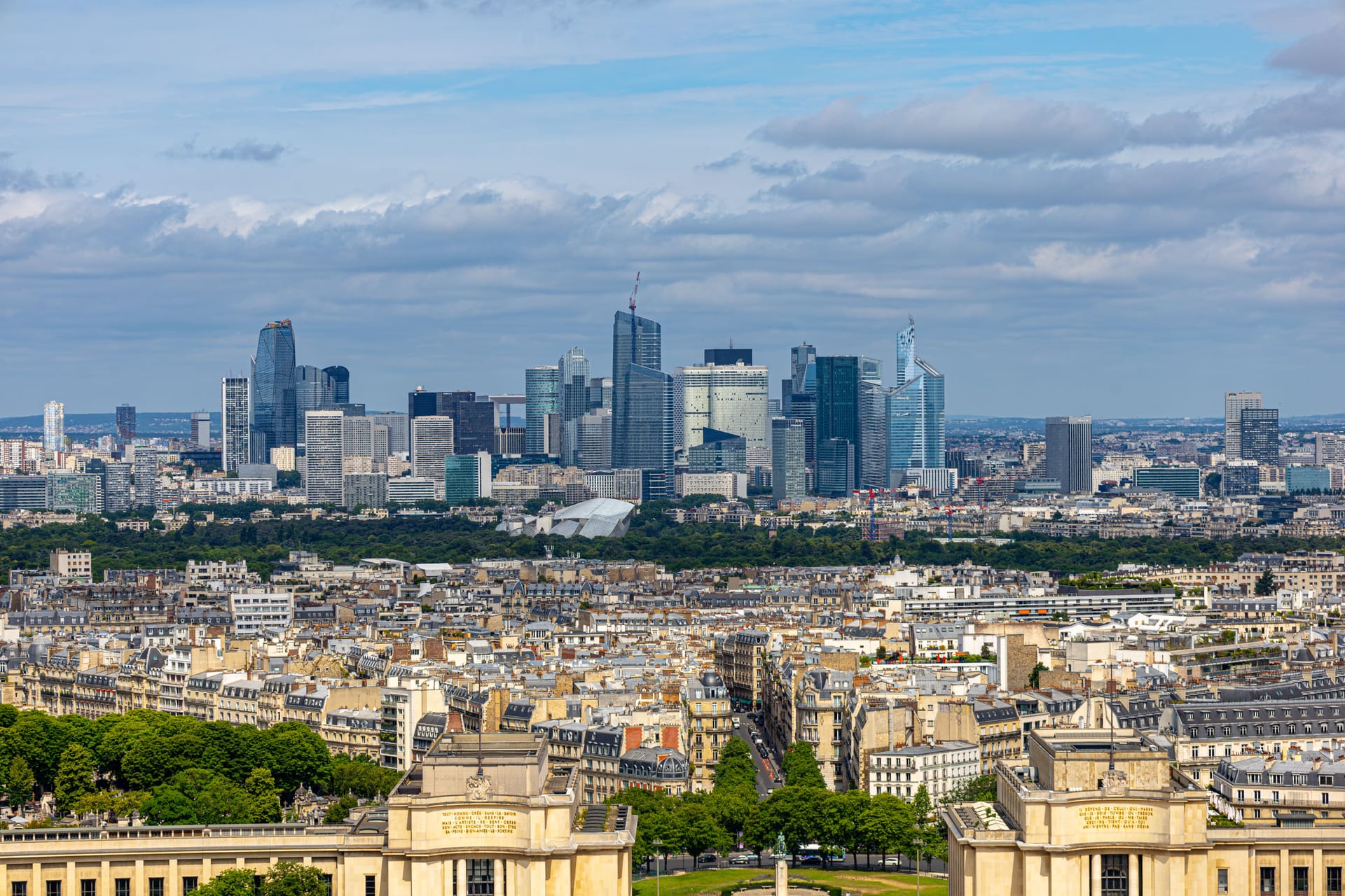 Paris (Roissy-en-France, Val-d'Oise) — local identity
