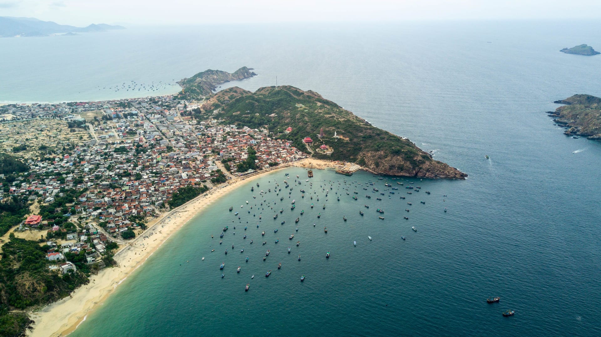 Quy Nohn — local identity
