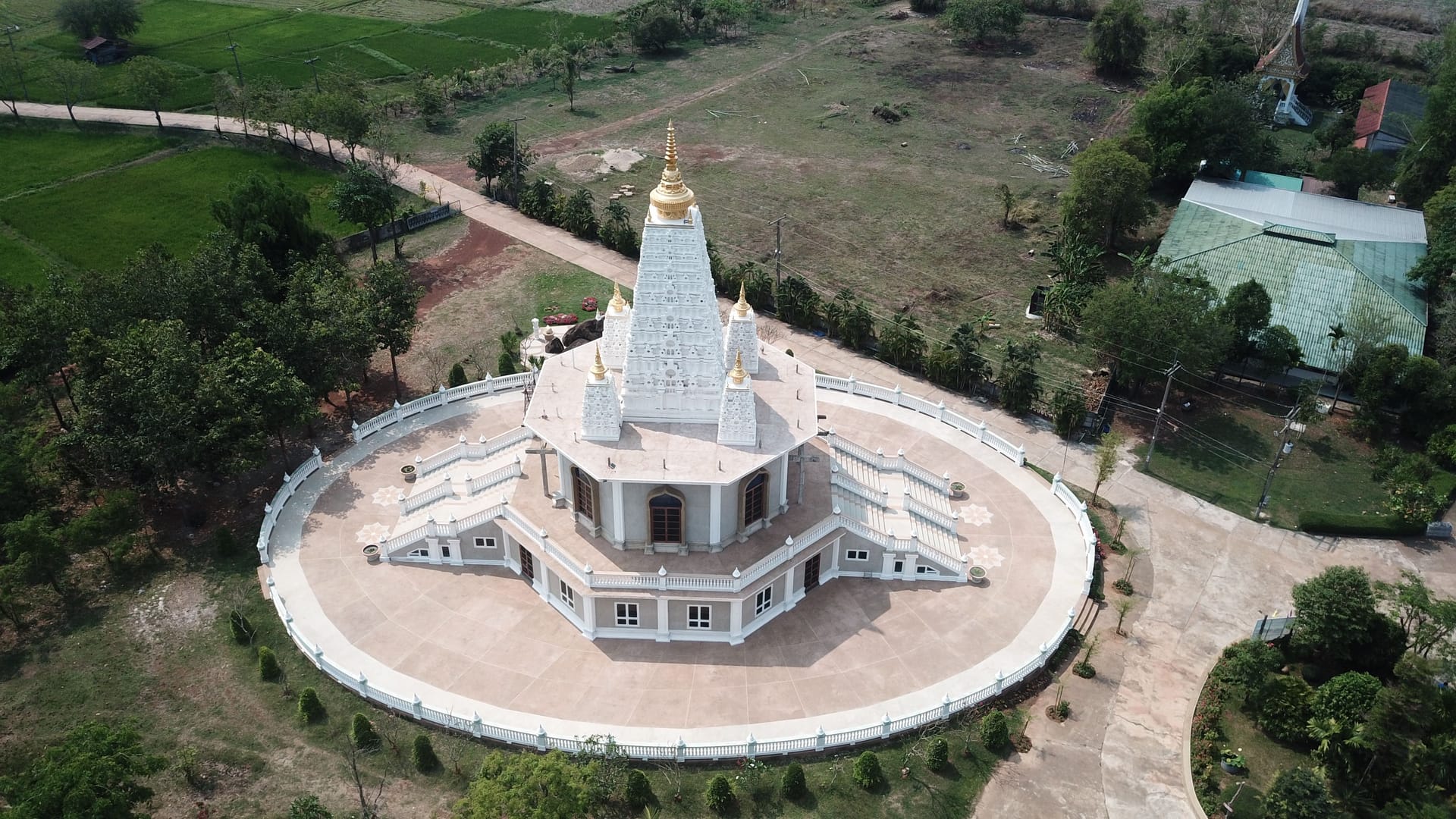 Sakon Nakhon — local identity