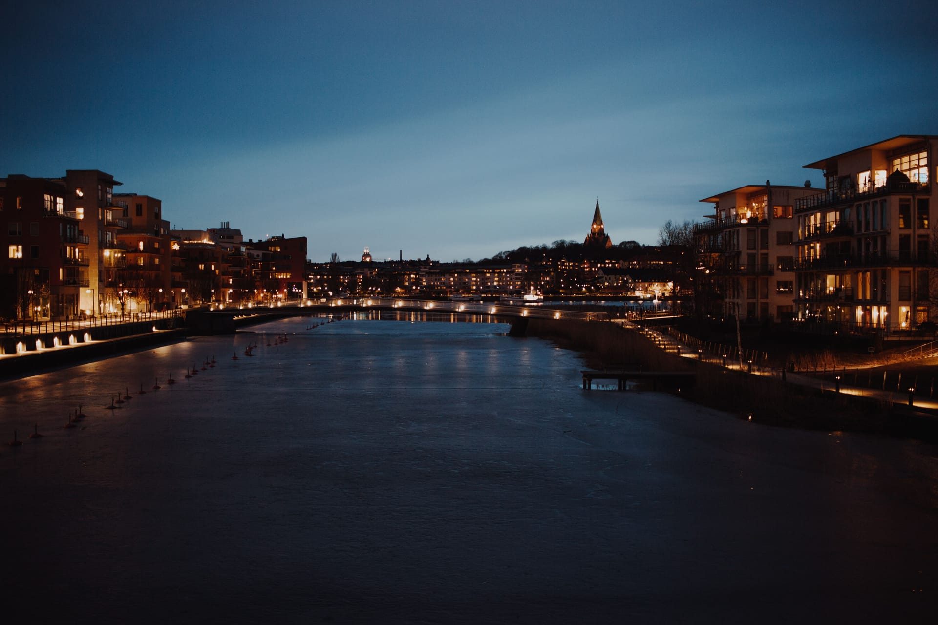 Stockholm / Västerås — local identity