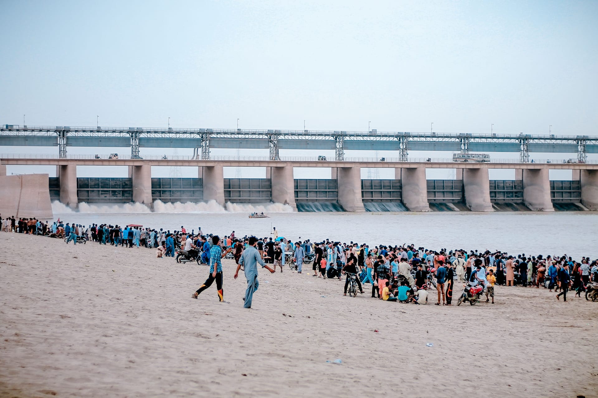 Sukkur — local identity