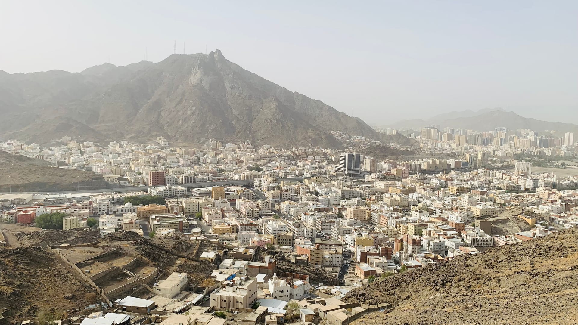 Taiz — local identity