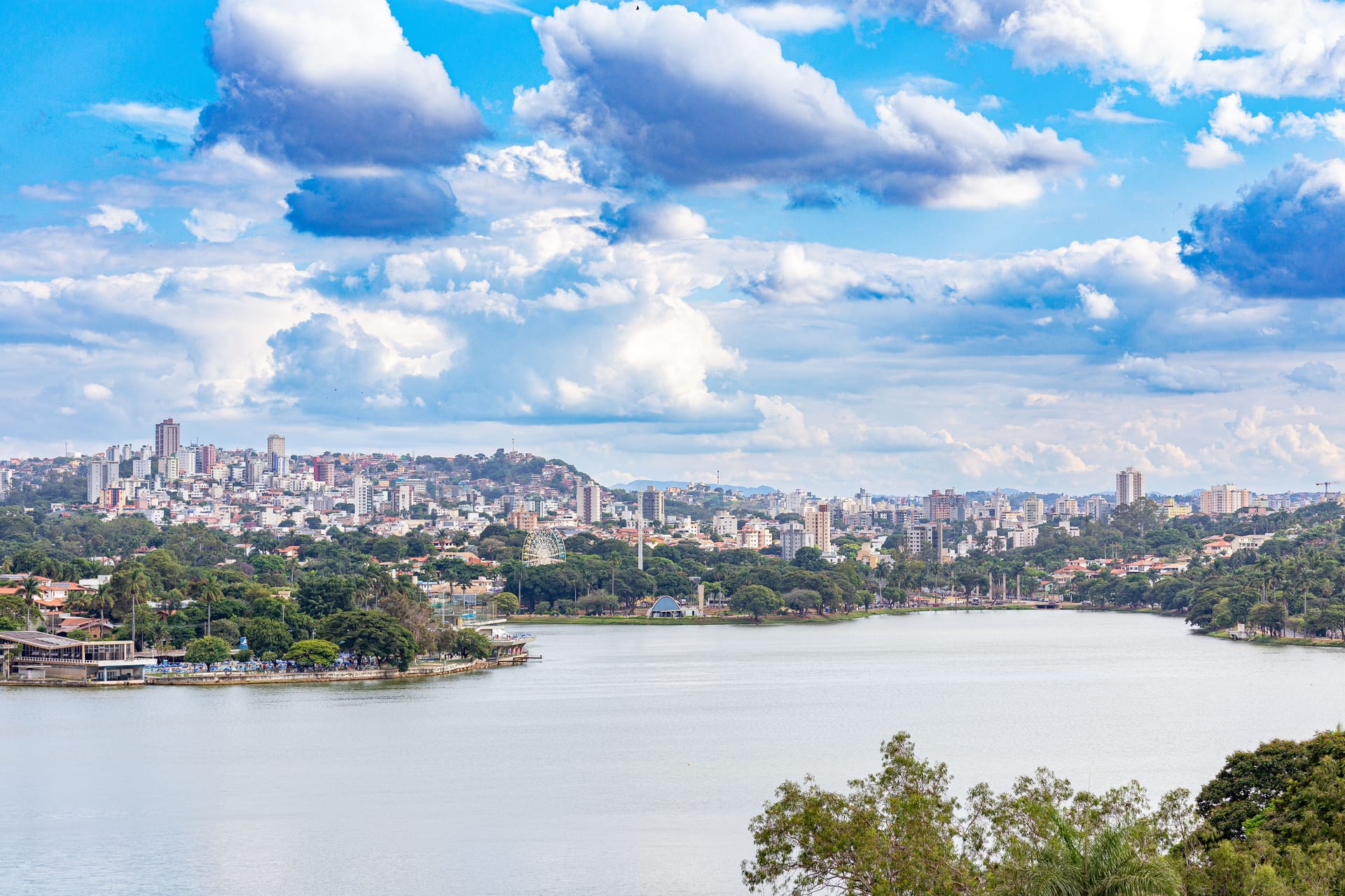 Tangará da Serra — local identity