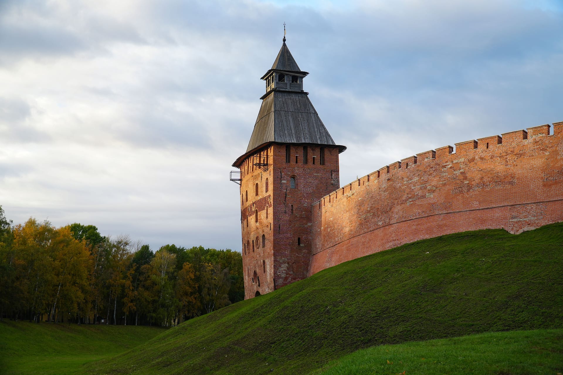 Velikiy Ustyug — local identity