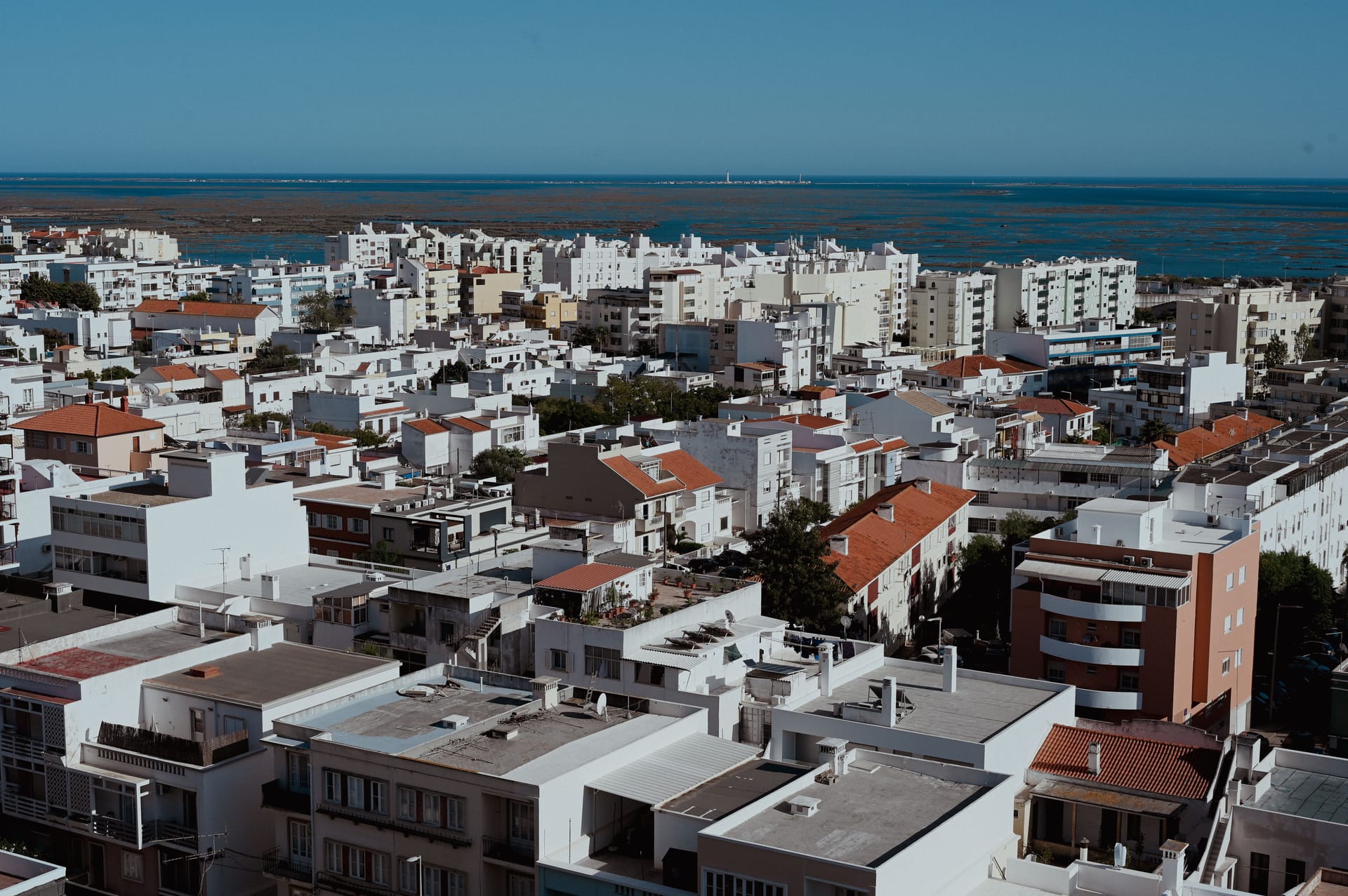 Vila Baleira — local identity