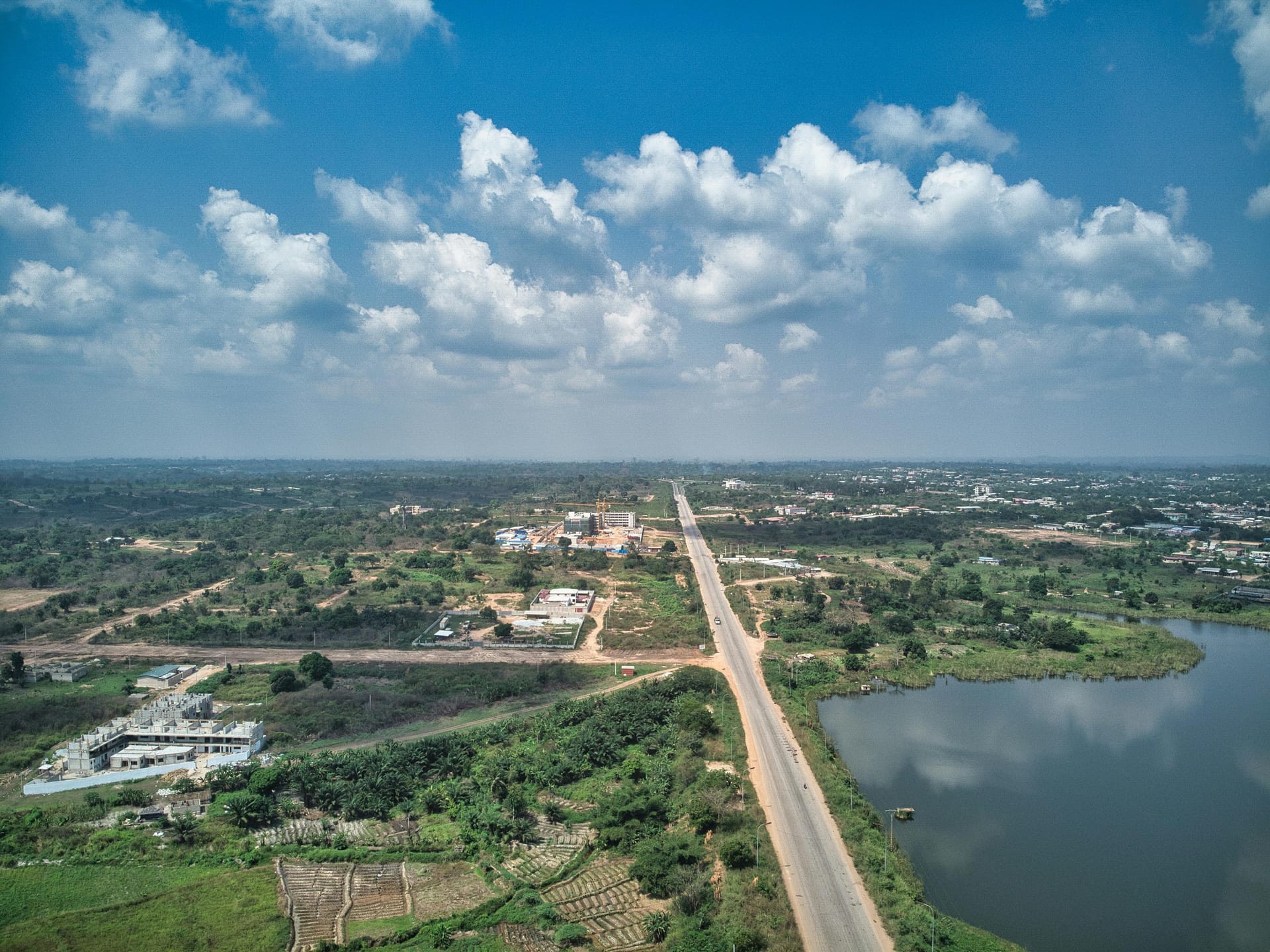 Yamoussoukro — local identity